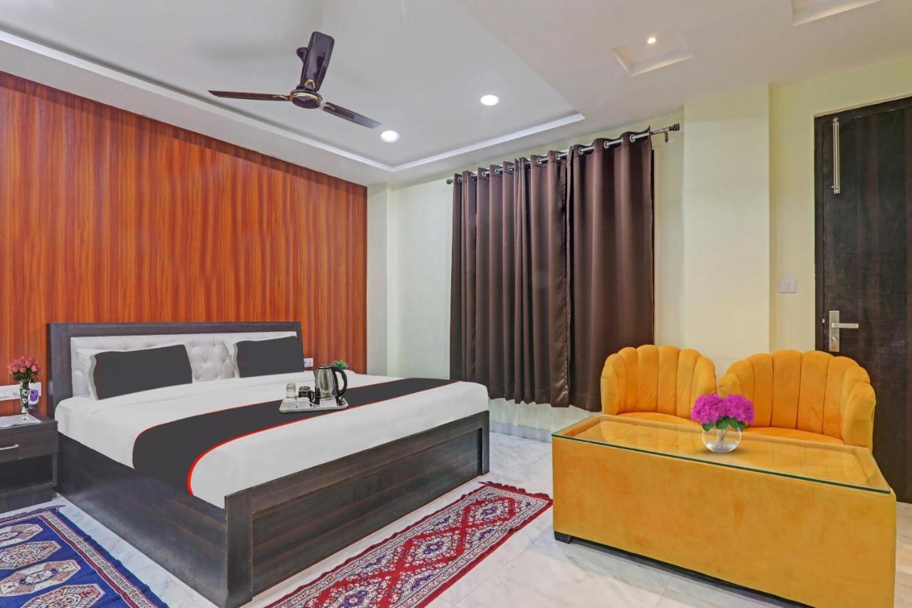 Collection O Srg Chinhat Exterior foto