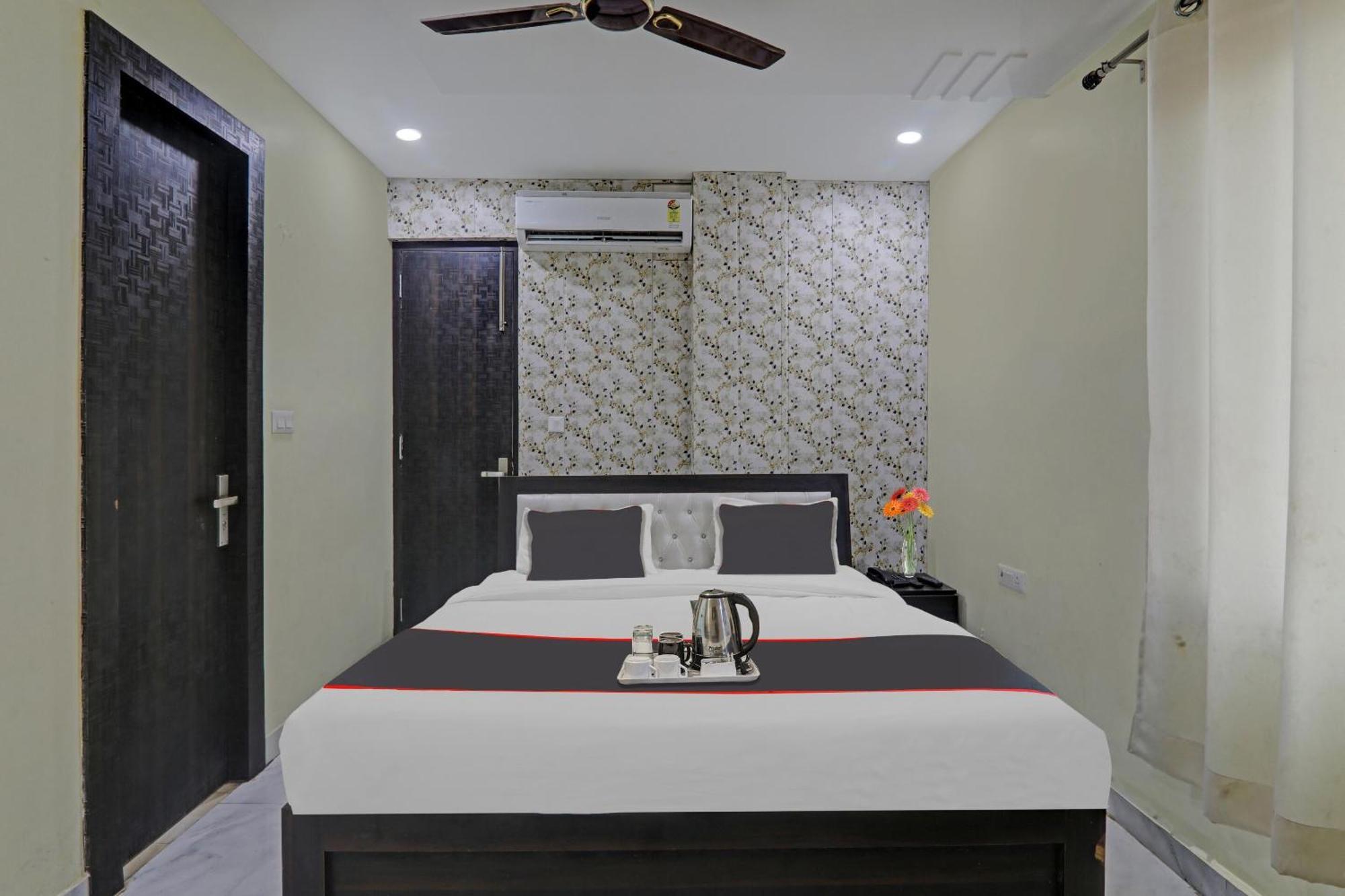 Collection O Srg Chinhat Exterior foto